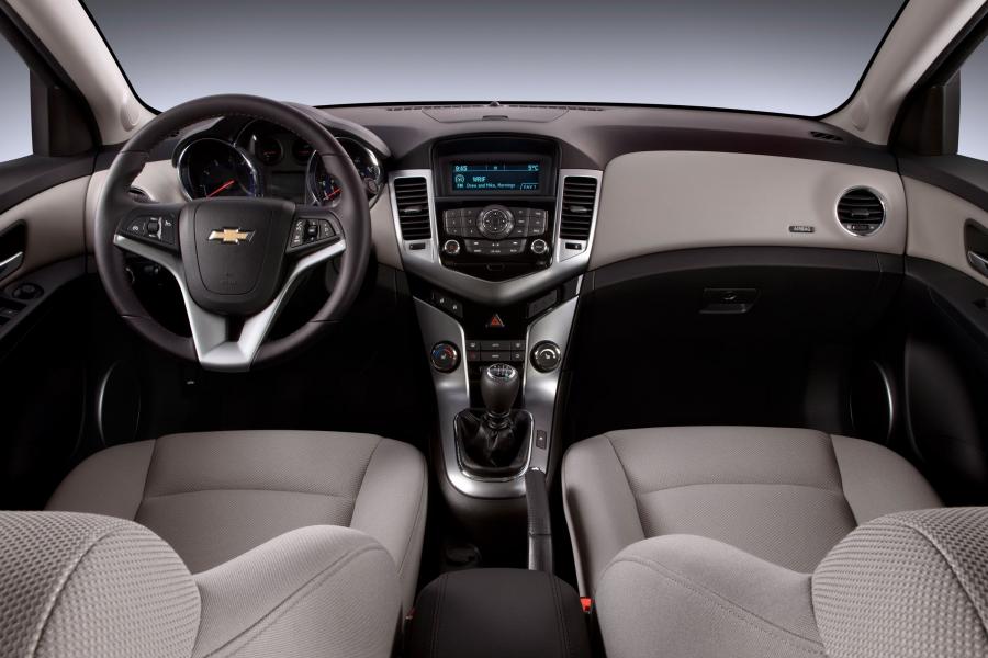  Chevrolet Cruze Eco 2011 года  (фото 20 из 47)
